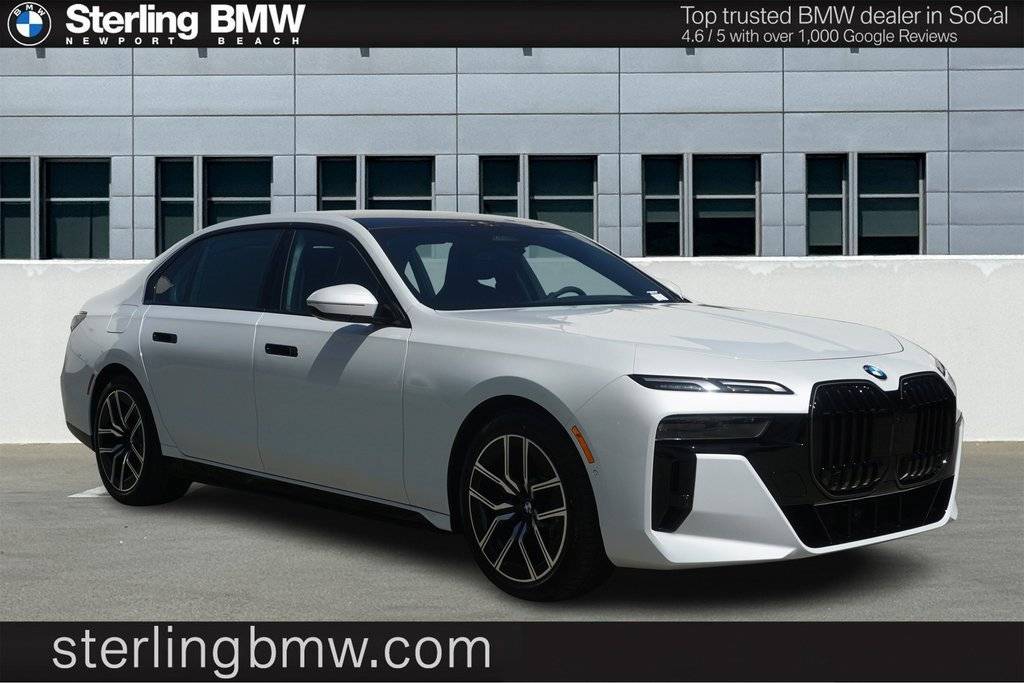 405-130 BMW特注 1/43 BMW 7 Series ホワイト Pre-Owned 2025 BMW 7 Series 740i xDrive 4dr Car in Lafayette