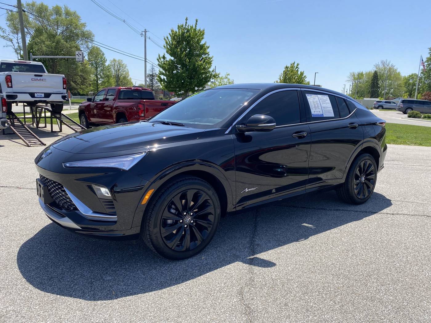 2025 Buick Envista Avenir — SUV — 5,590 mi — Lebanon, IN