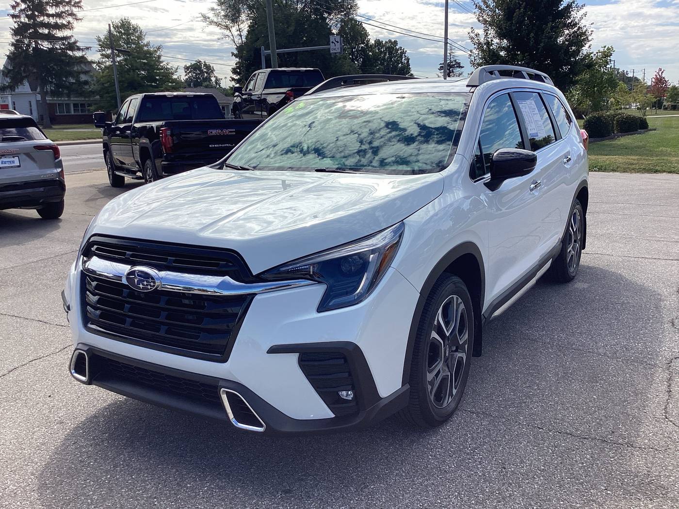 2024 Subaru Ascent Touring — SUV — 12,524 mi — Lebanon, IN