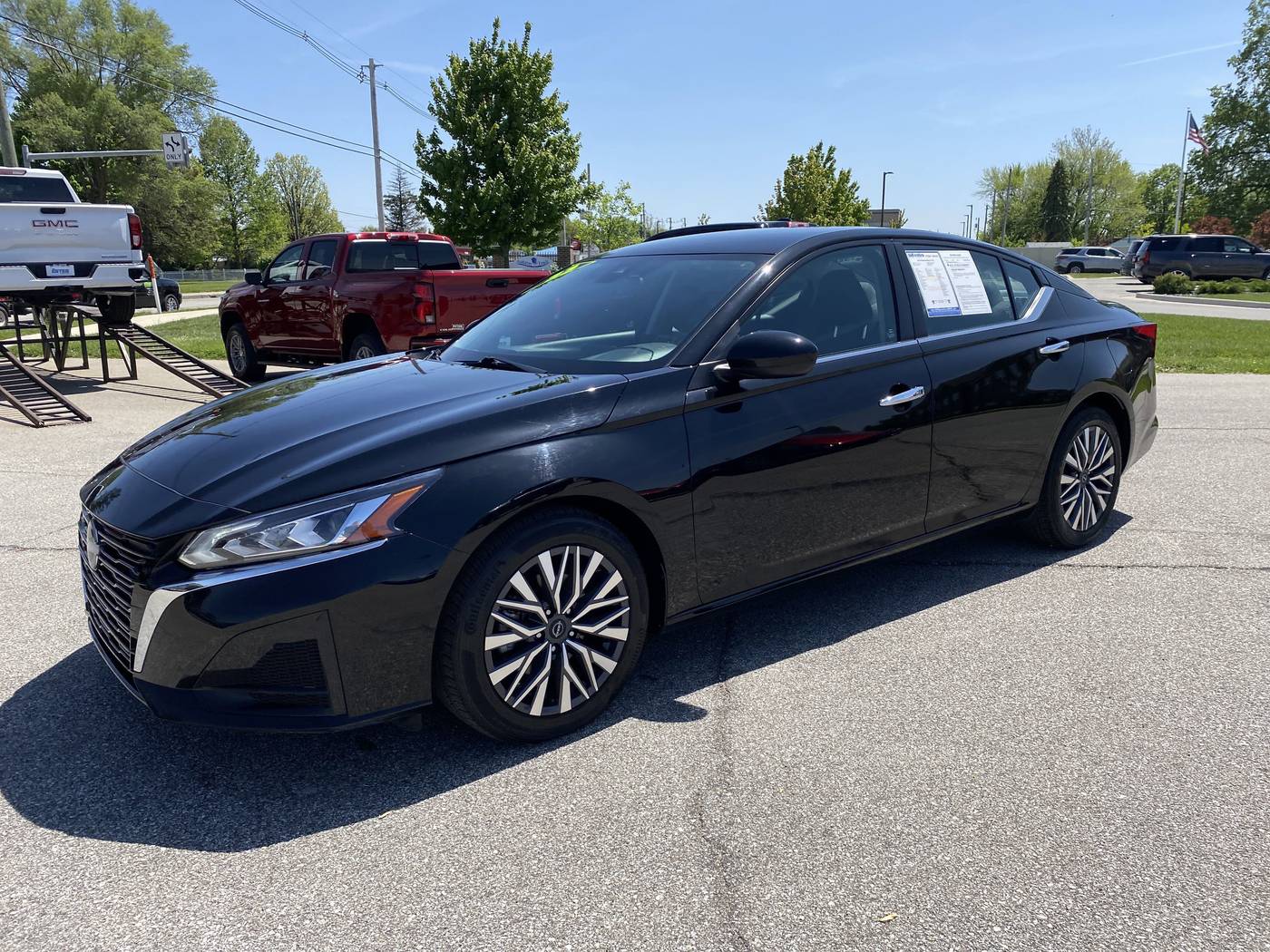 2023 Nissan Altima SV — Sedan — 58,623 mi — Lebanon, IN
