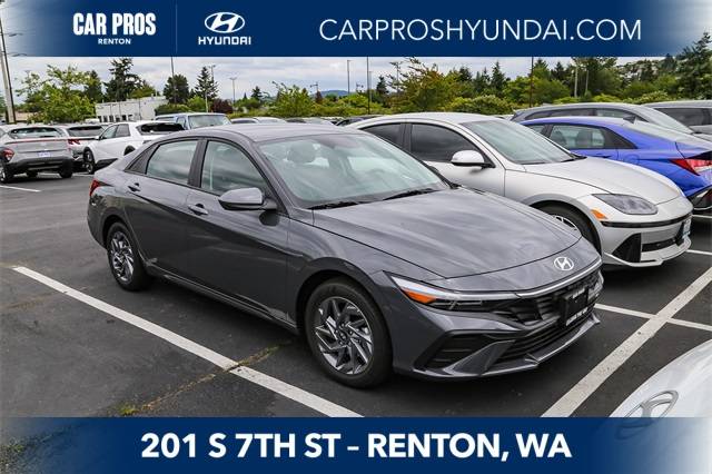 2024 Hyundai Elantra SEL — Sedan — 5,103 mi — Renton, WA