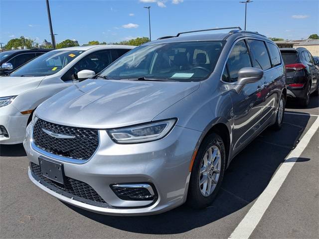 2021 Chrysler Pacifica Touring L — Minivan — 116,828 mi — Greensboro, NC