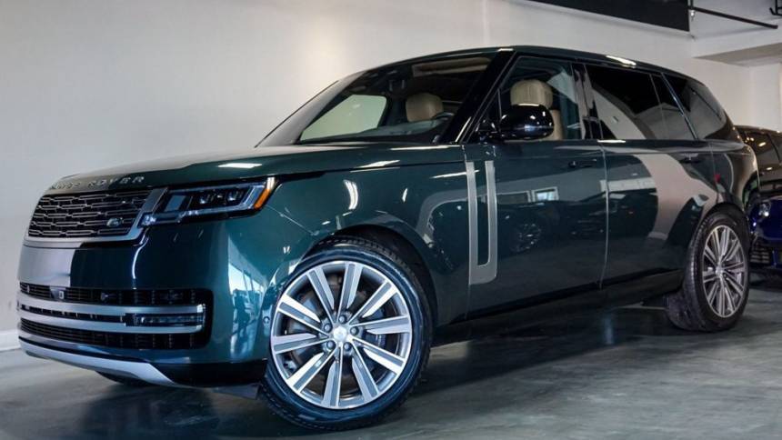 2023 Land Rover Range Rover SE — SUV — 42,838 mi — Naperville, IL