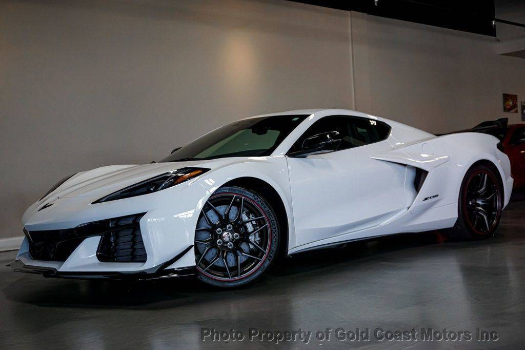 2025 Chevrolet Corvette Z06 2LZ — Coupe — 776 mi — Naperville, IL