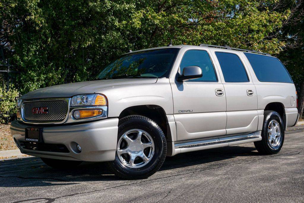 2005 GMC Yukon Denali — SUV — 92,581 mi — Naperville, IL