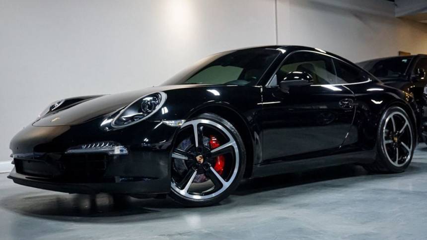 2014 Porsche 911 Carrera S — Coupe — 32,507 mi — Naperville, IL