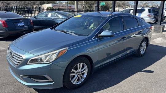 2017 Hyundai Sonata SE — Sedan — 53,761 mi — Jacksonville, FL
