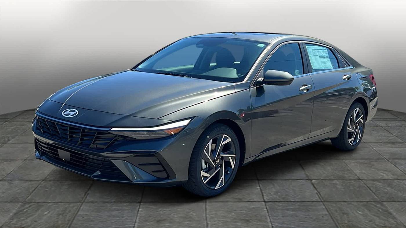 2024 Hyundai Elantra SEL — Sedan — 11 mi — Reno, NV