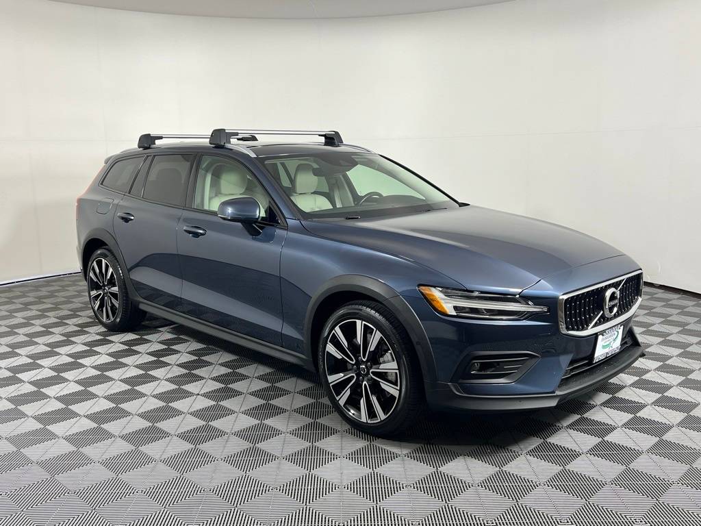 2021 Volvo V60 Cross Country T5 — Wagon — 15,509 mi — Issaquah, WA