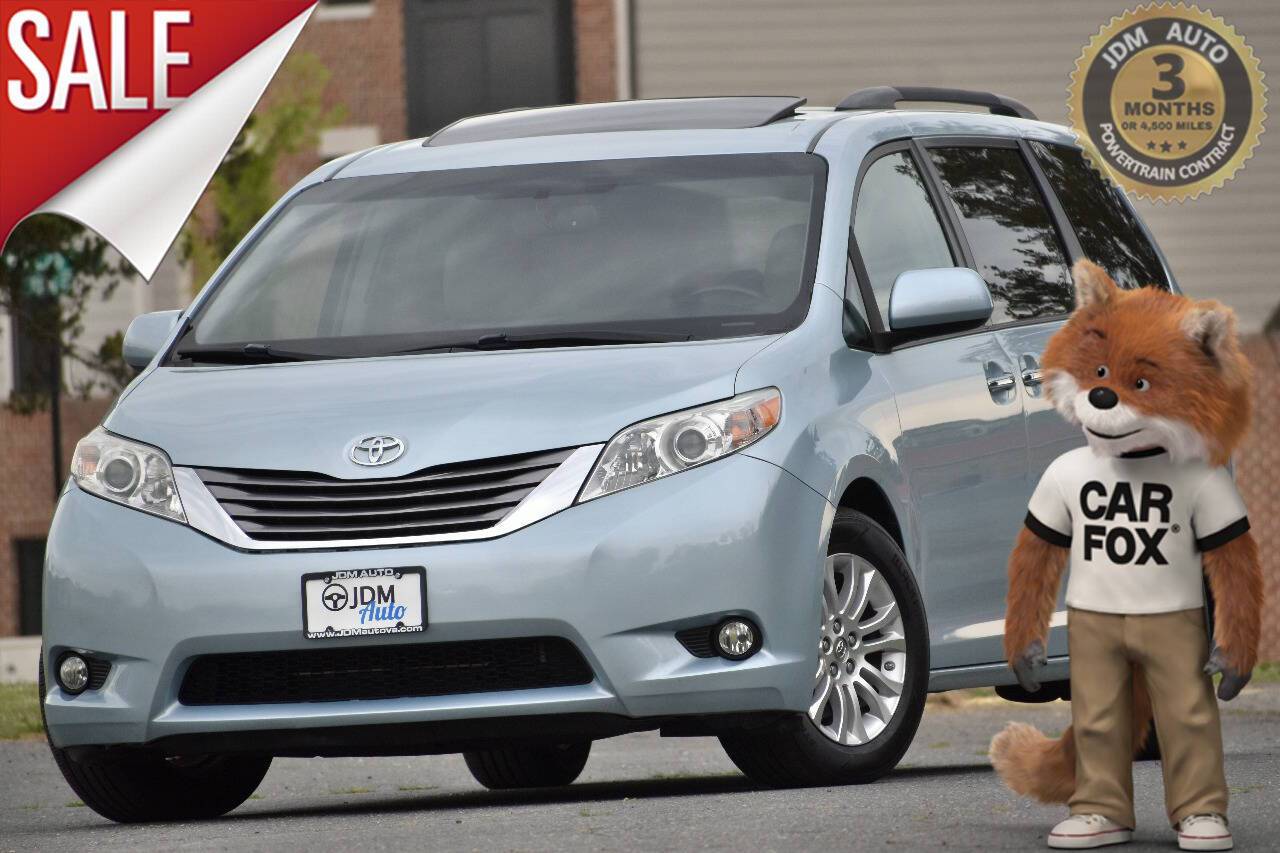 2015 Toyota Sienna XLE — Minivan — 121,842 mi — Fredericksburg, VA
