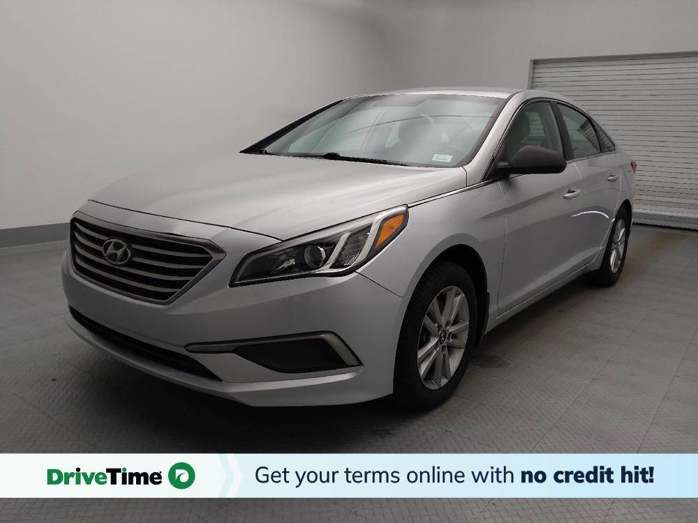 2017 Hyundai Sonata SE — Sedan — 72,999 mi — Denver, CO