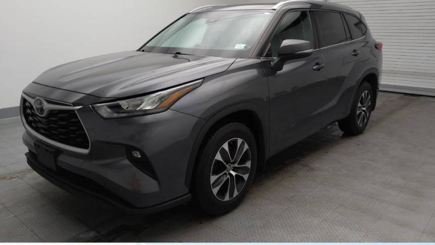2020 Toyota Highlander XLE — SUV — 94,607 mi — Denver, CO
