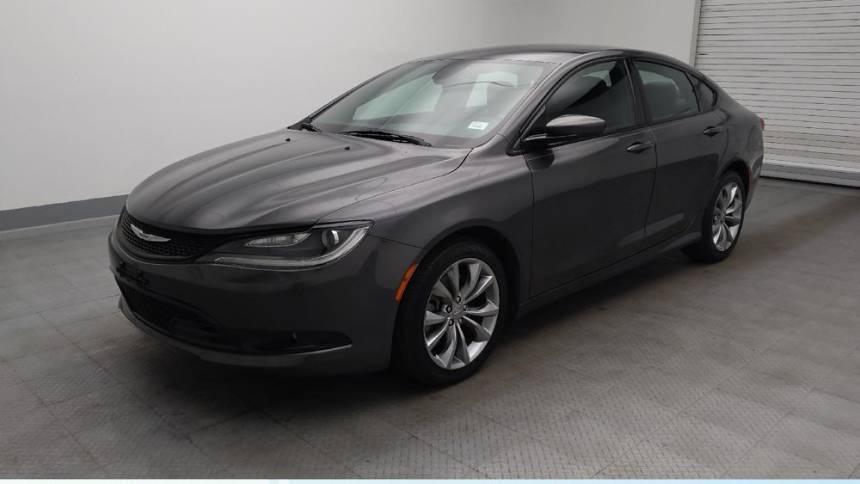 2015 Chrysler 200 S — Sedan — 61,582 mi — Lakewood, CO
