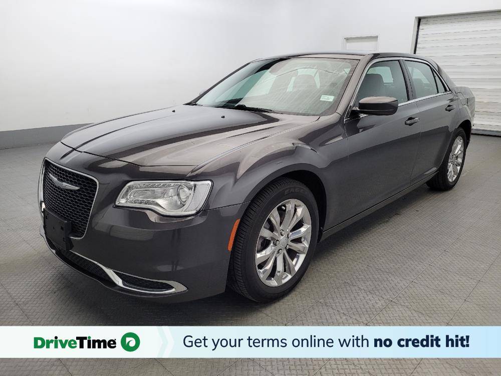 2017 Chrysler 300 Limited — Sedan — 69,328 mi — New Castle, DE