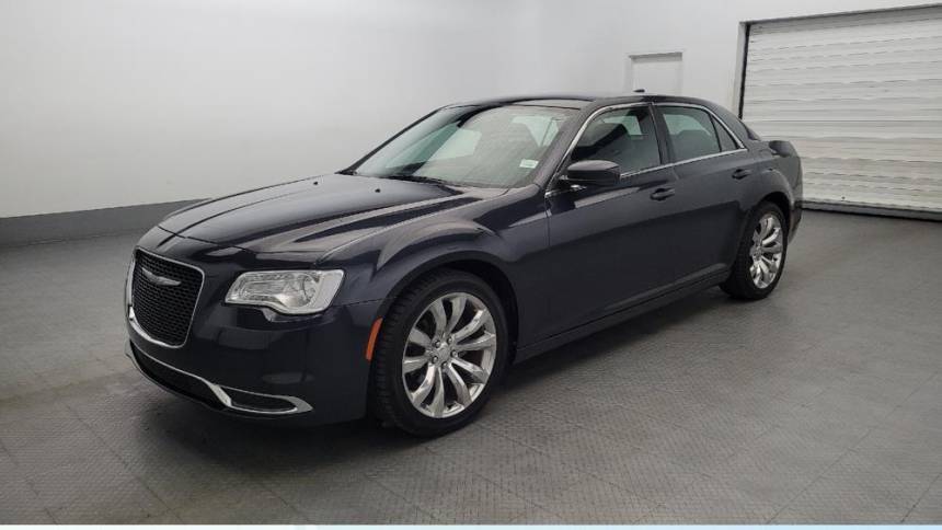 2017 Chrysler 300 Limited — Sedan — 55,778 mi — New Castle, DE