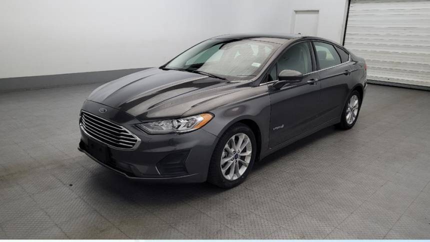 2019 Ford Fusion Hybrid SE — Sedan — 72,648 mi — New Castle, DE