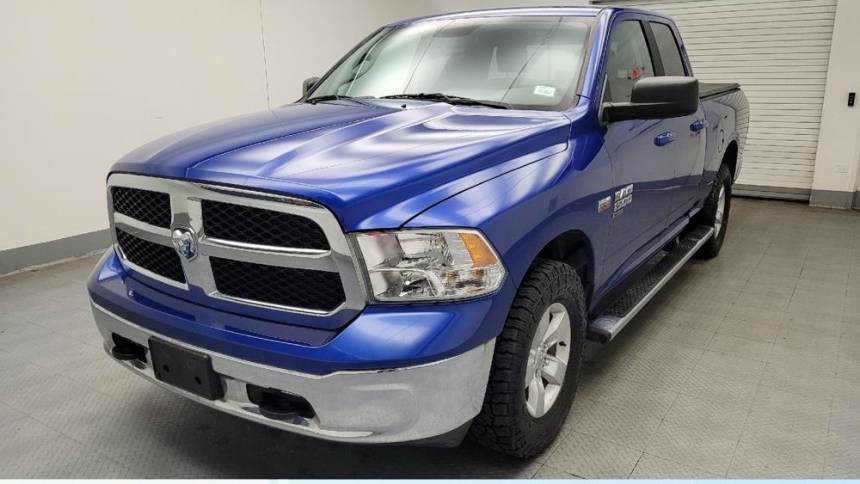 2019 Ram 1500 Classic SLT — Pickup Truck — 104,425 mi — Lombard, IL