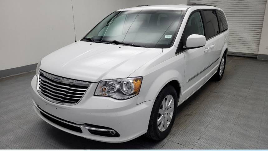 2016 Chrysler Town & Country Touring — Minivan — 98,436 mi — Lombard, IL