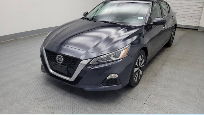2022 Nissan Altima SV — Sedan — 90,534 mi — Lombard, IL