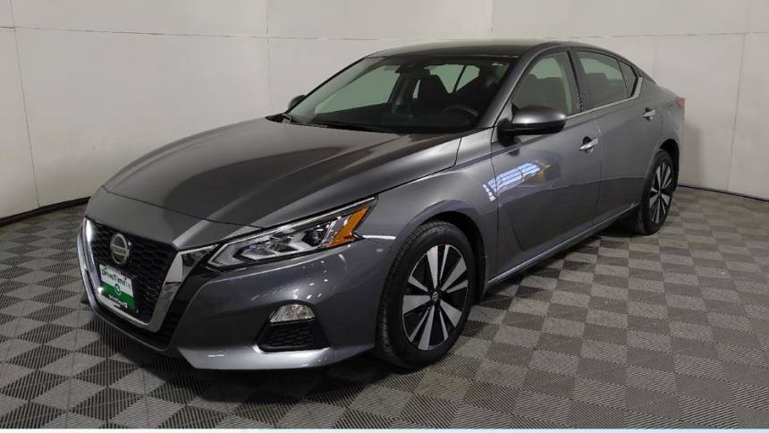 2022 Nissan Altima SV — Sedan — 11,505 mi — Lombard, IL