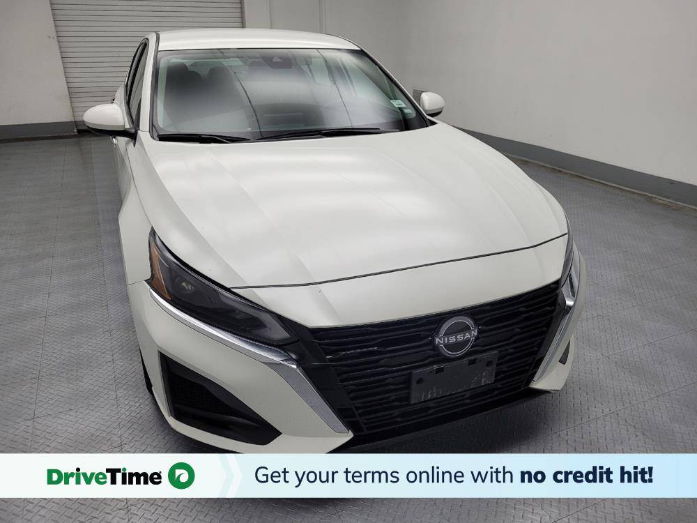 2023 Nissan Altima SV — Sedan — 57,180 mi — Lombard, IL