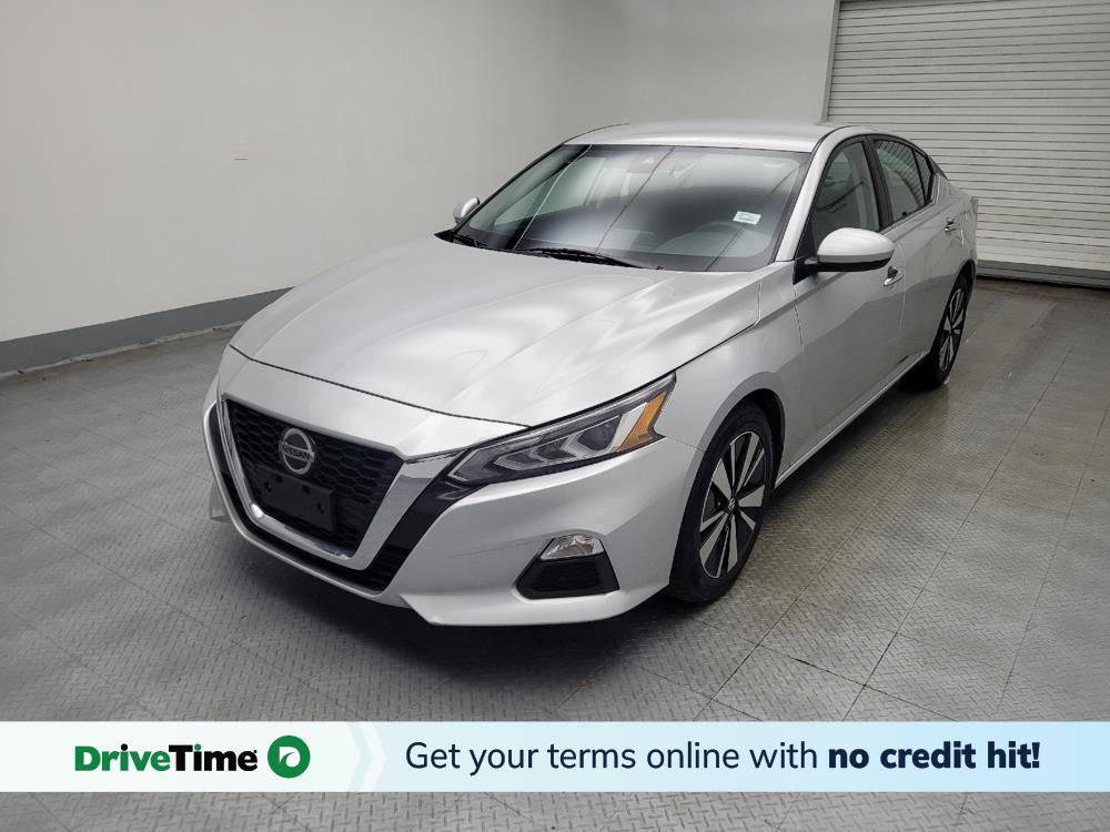 2022 Nissan Altima SV — Sedan — 60,705 mi — Lombard, IL