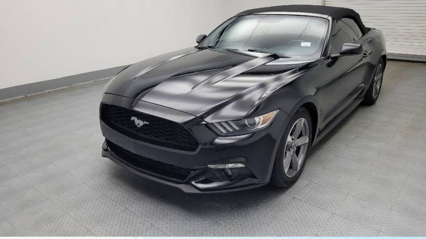 2017 Ford Mustang EcoBoost Premium — Convertible — 86,751 mi — Lombard, IL