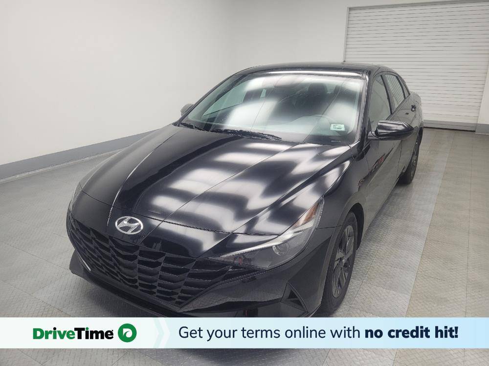 2023 Hyundai Elantra SEL — Sedan — 68,416 mi — Highland, IN