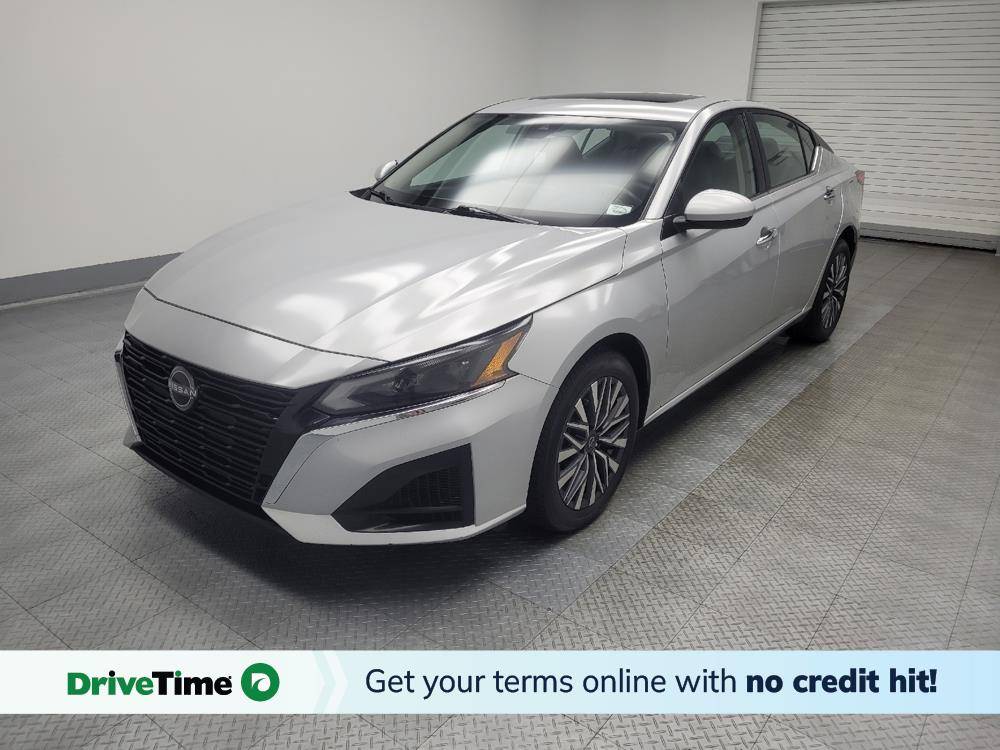 2023 Nissan Altima SV — Sedan — 96,698 mi — Highland, IN
