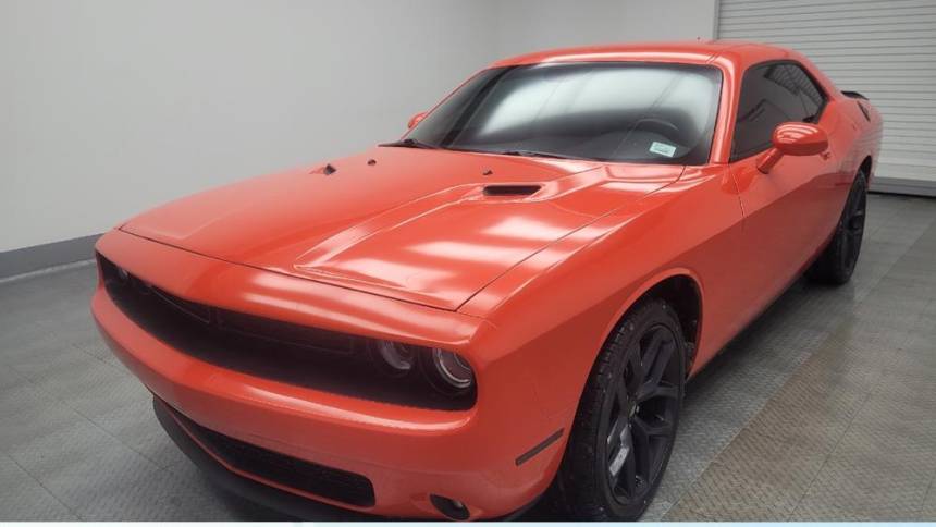 2021 Dodge Challenger SXT — Coupe — 40,276 mi — Mishawaka, IN