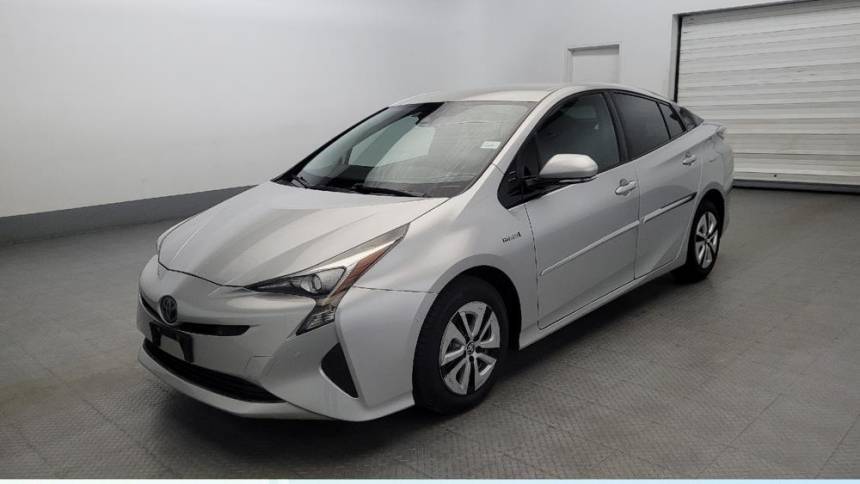 2017 Toyota Prius Four — Hatchback — 89,579 mi — Temple Hills, MD