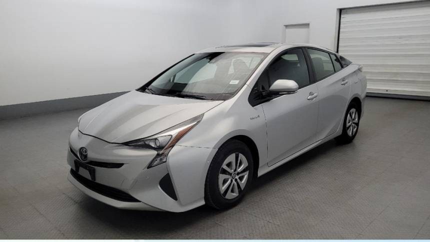 2017 Toyota Prius Four — Hatchback — 58,553 mi — Temple Hills, MD