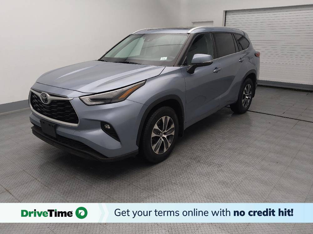 2022 Toyota Highlander XLE — SUV — 101,828 mi — Gladstone, MO