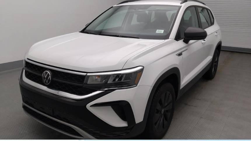 2023 Volkswagen Taos S — SUV — 31,894 mi — Gladstone, MO