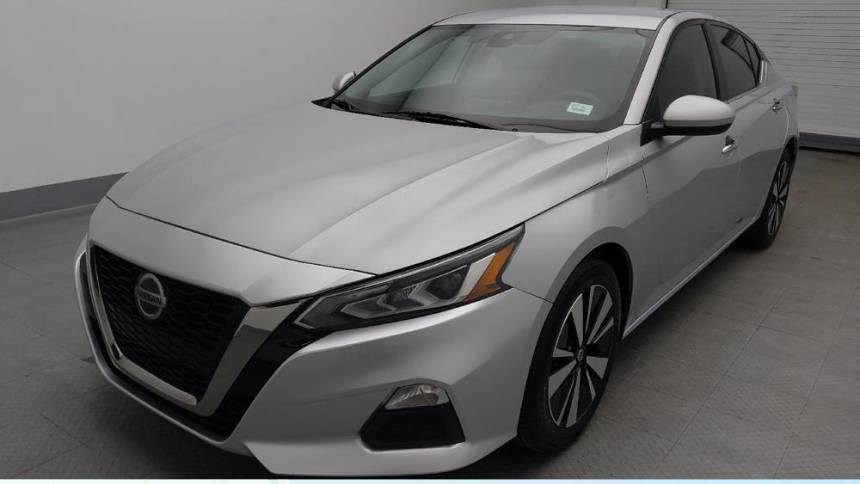 2021 Nissan Altima SV — Sedan — 104,063 mi — Gladstone, MO