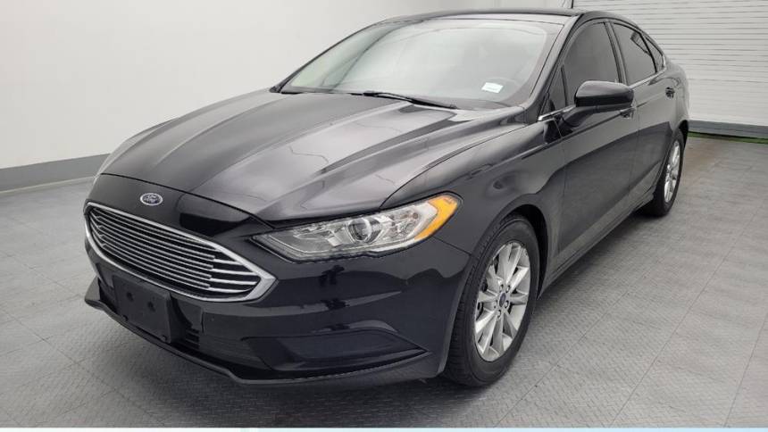 2017 Ford Fusion SE — Sedan — 83,995 mi — Gladstone, MO