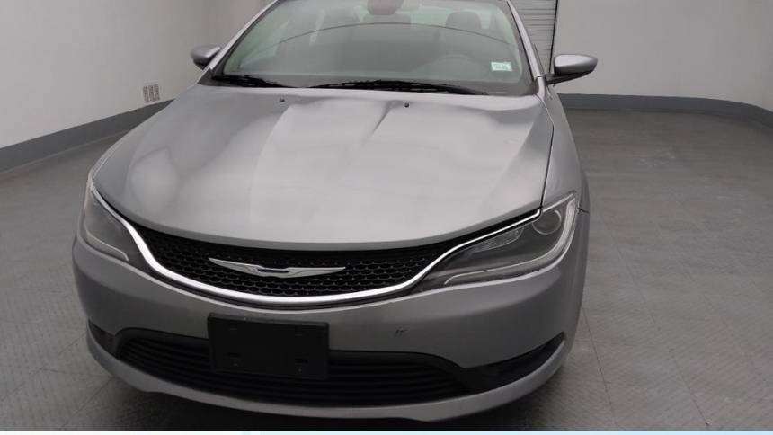 2016 Chrysler 200 Touring — Sedan — 116,247 mi — Independence, MO