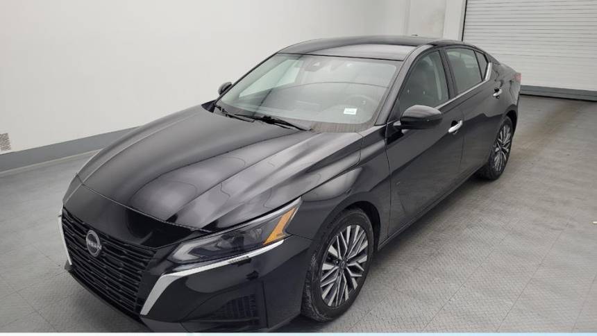 2023 Nissan Altima SV — Sedan — 50,509 mi — Independence, MO
