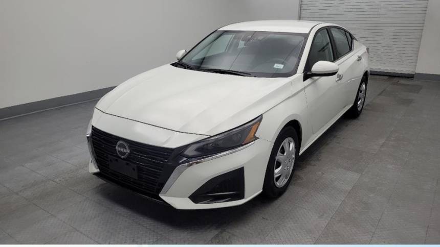 2023 Nissan Altima S — Sedan — 50,851 mi — Cincinnati, OH