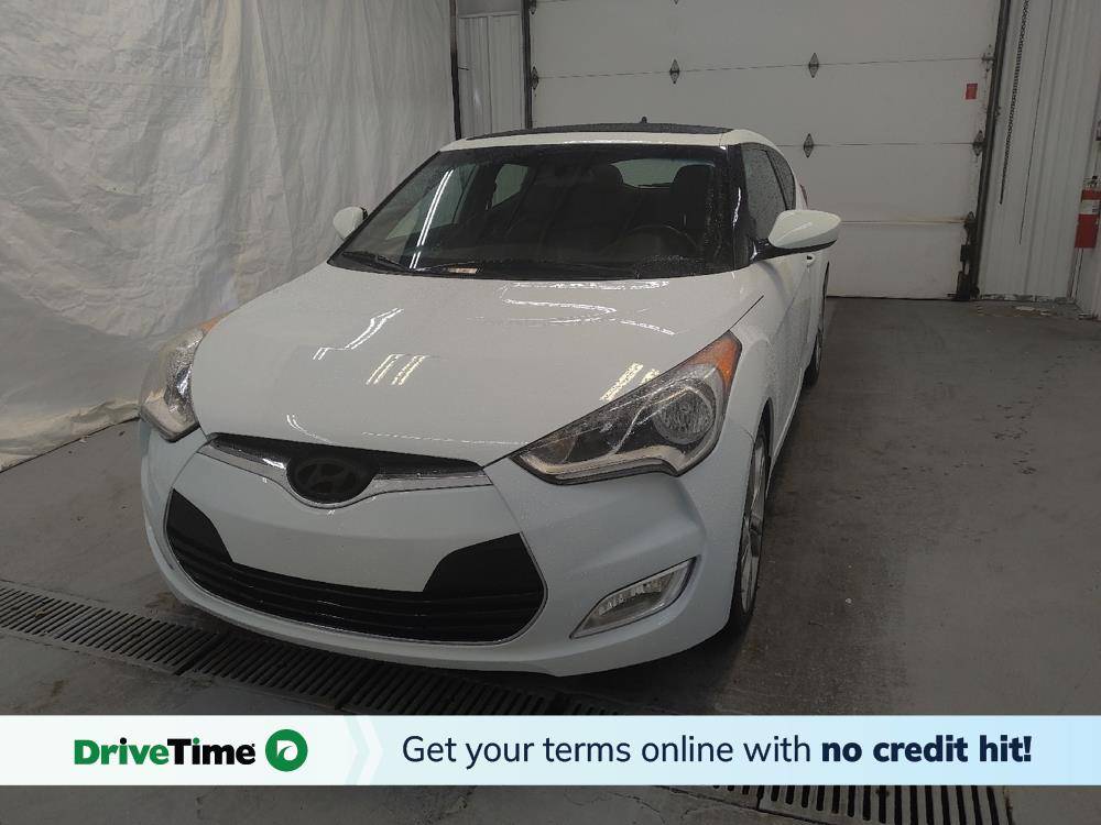 2016 Hyundai Veloster Base — Hatchback — 88,634 mi — Cincinnati, OH