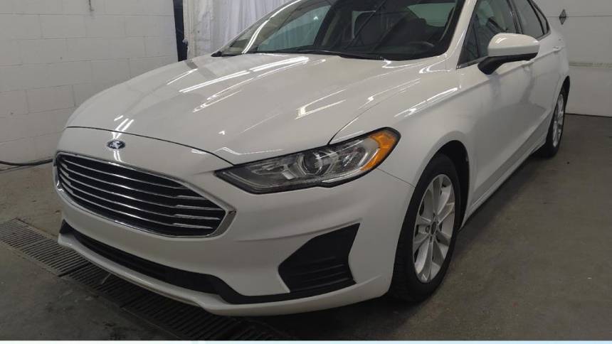 2020 Ford Fusion Hybrid SE — Sedan — 67,925 mi — Cincinnati, OH