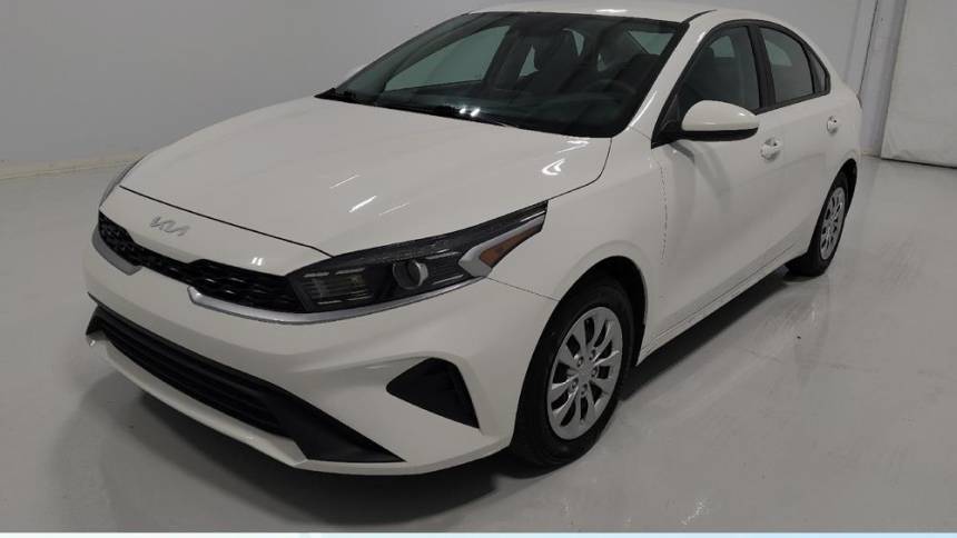 2022 Kia Forte FE — Sedan — 42,126 mi — Cincinnati, OH
