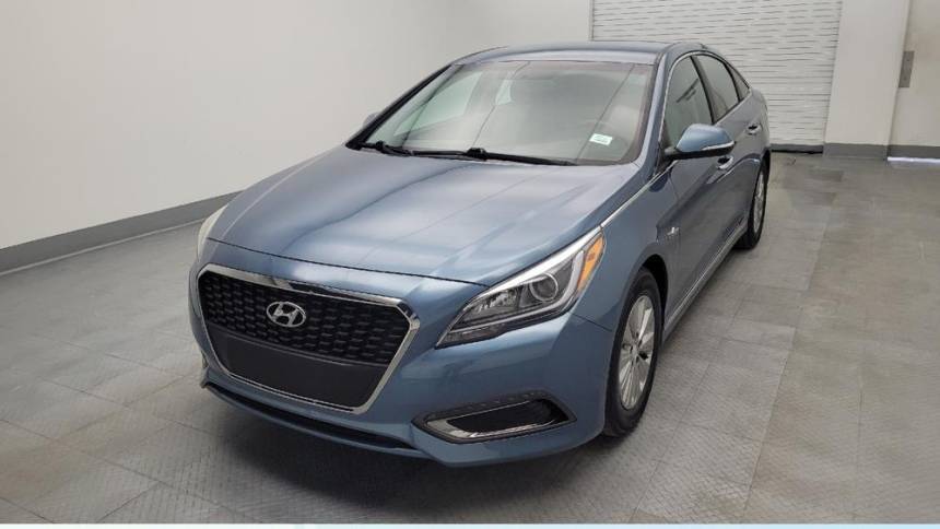 2016 Hyundai Sonata Hybrid SE — Sedan — 66,430 mi — Cincinnati, OH