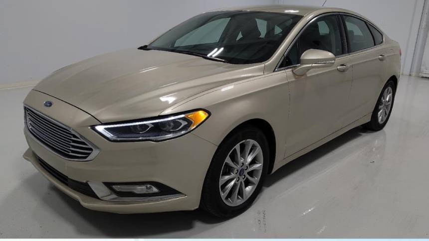 2017 Ford Fusion SE — Sedan — 62,745 mi — Columbus, OH