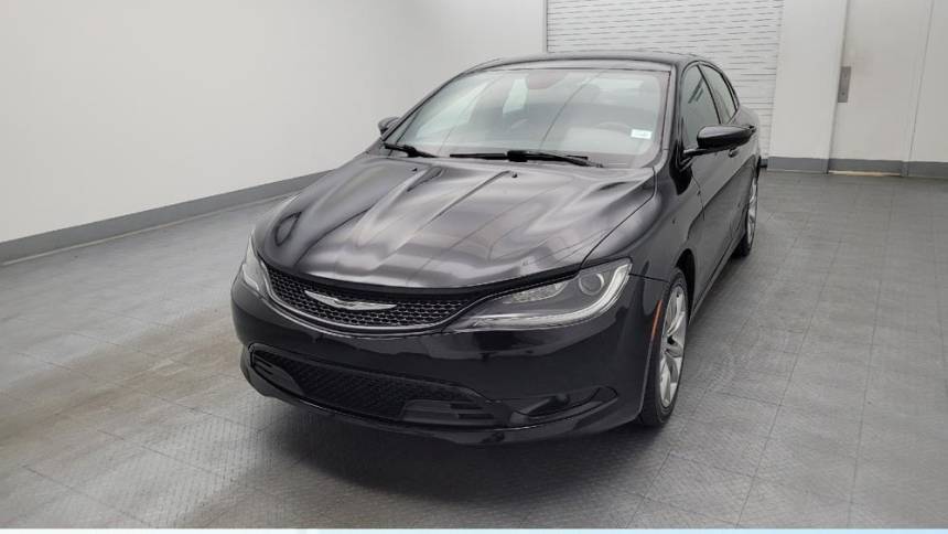 2015 Chrysler 200 S — Sedan — 120,686 mi — Columbus, OH