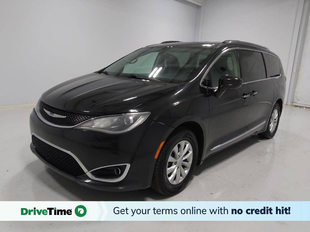 2018 Chrysler Pacifica Touring L — Minivan — 148,968 mi — Columbus, OH