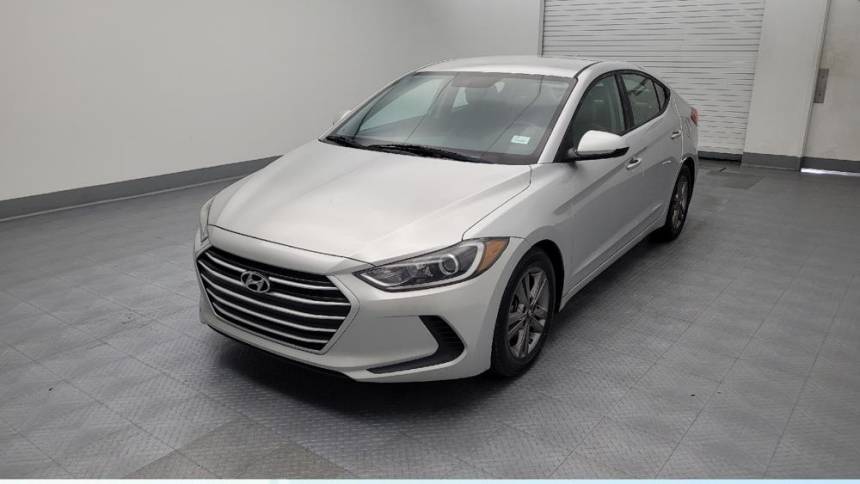 2017 Hyundai Elantra SE — Sedan — 115,881 mi — Fairfield, OH