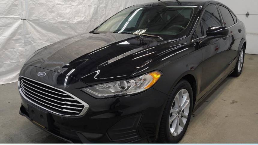 2019 Ford Fusion SE — Sedan — 21,186 mi — Fairfield, OH
