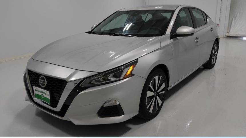 2022 Nissan Altima SV — Sedan — 25,805 mi — Maple Heights, OH