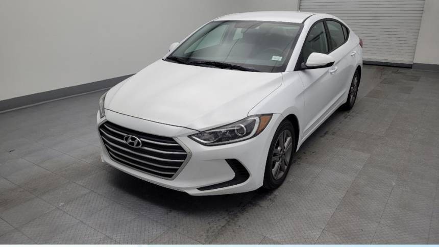 2017 Hyundai Elantra SE — Sedan — 117,963 mi — Maple Heights, OH